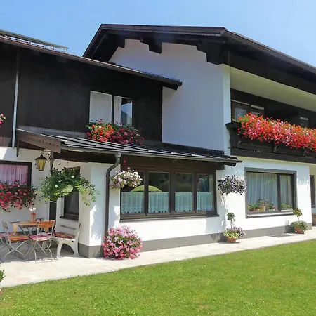 Gaestehaus Kiesmueller Aschau im Chiemgau